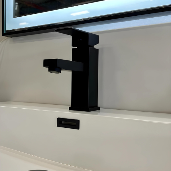 Garniture de couvercle de meuble-lavabo carré pour salle de bain avec trop-plein en noir