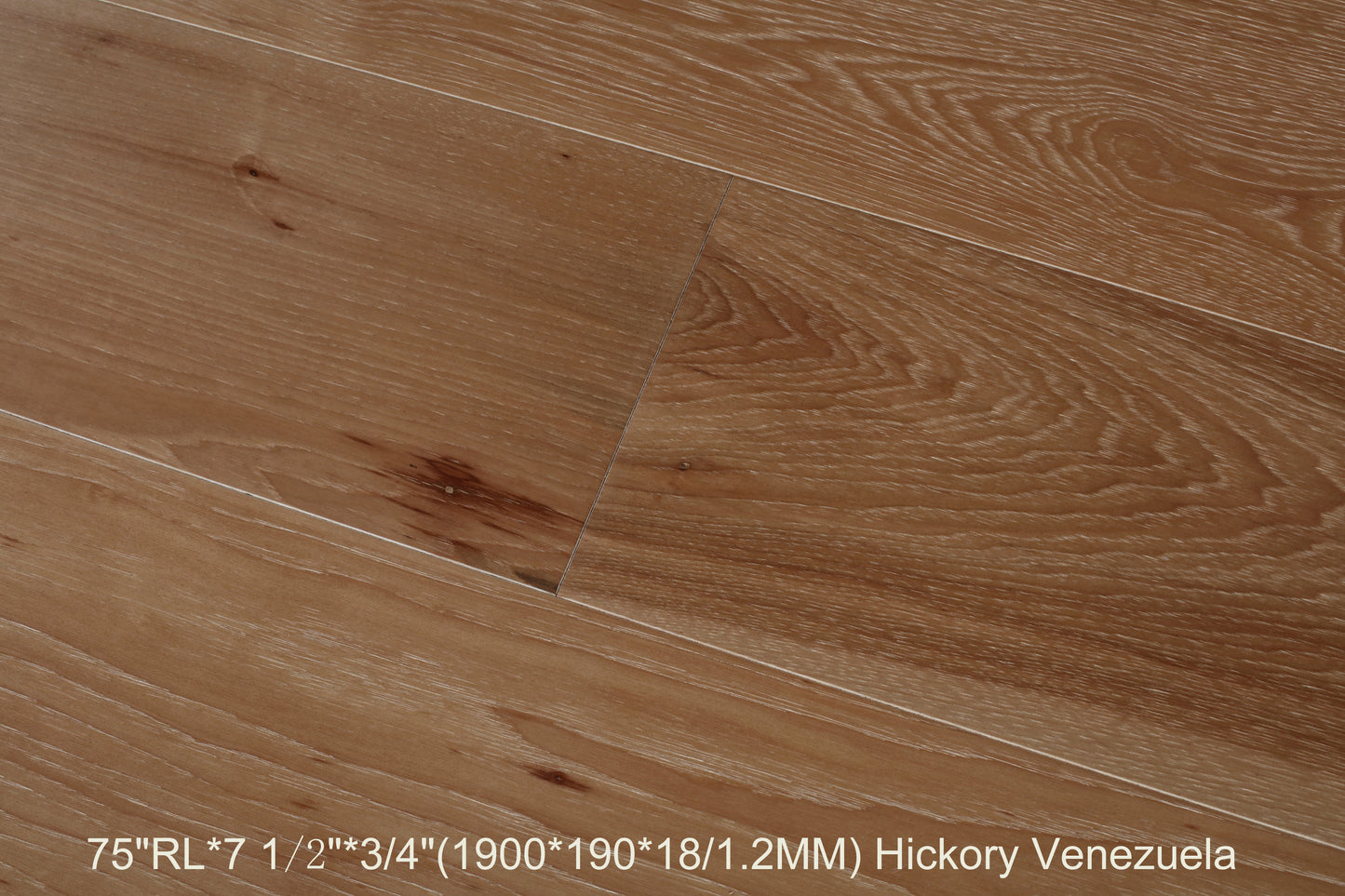 Plancher Bois d'ingénierie- Hickory 75" x 7,5" x 18mm/1,2mm